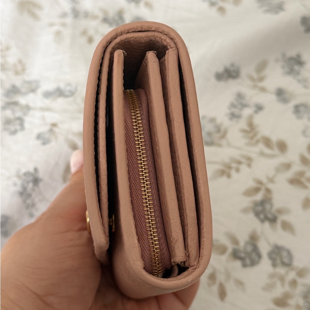Authentic Gucci GG Marmont Blush Pink Leather Compact Wallet - Picture 6 of 17